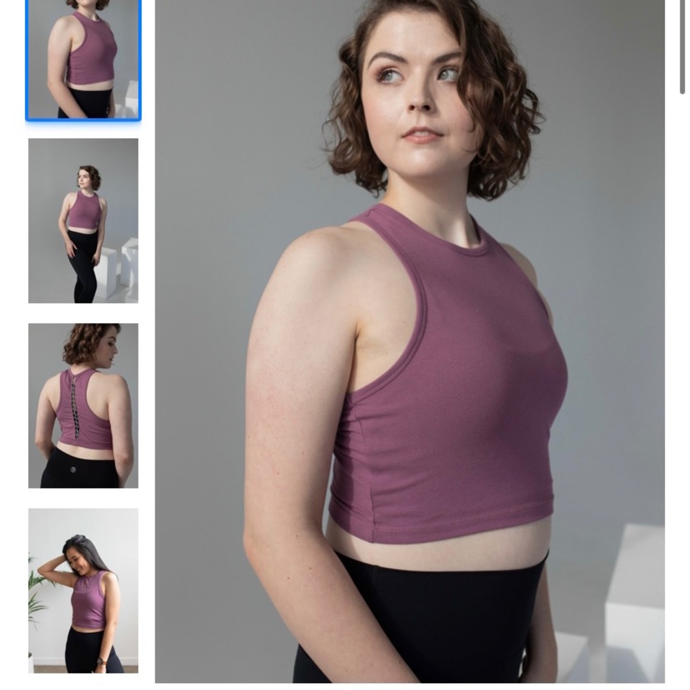 Savvi Ramsey athletic crop top - womens small
